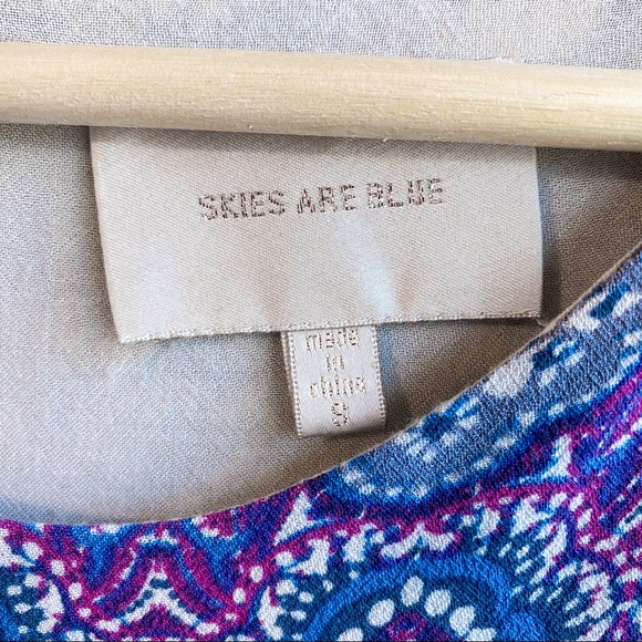 Skies Are Blue Patterned Dress - Picture 3 of 4